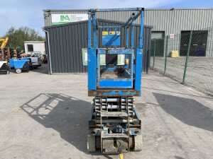 2017 Genie GS1932 Electric Scissors Lift c/w Controller - 3