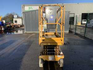 UNRESERVED 2017 Haulotte Optimum 8 Electric Scissors Lift - 2
