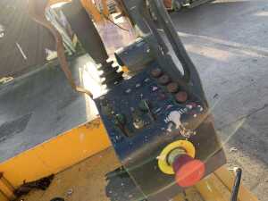 UNRESERVED 2017 Haulotte Optimum 8 Electric Scissors Lift - 8