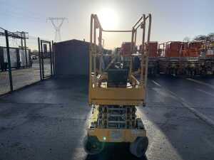 UNRESERVED 2017 Haulotte Optimum 8 Electric Scissors Lift - 4