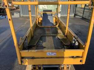 UNRESERVED 2017 Haulotte Optimum 8 Electric Scissors Lift - 6