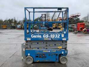 2018 Genie GS1932 Electric Scissors Lift - 3