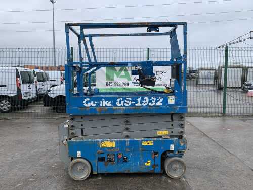 Genie GS1932 Electric Scissors Lift