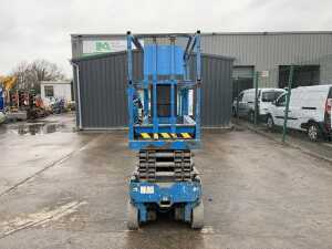 Genie GS1932 Electric Scissors Lift - 2