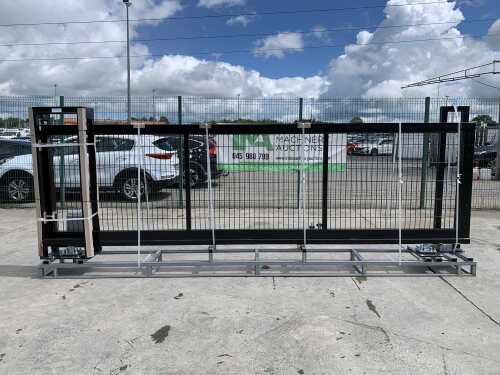 NEW/UNSED 2026 16FT x 5FT Meshed Panel Electric Sliding Gate