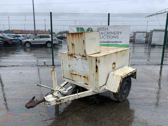 UNRESERVED Fast Tow Fuel Bowser