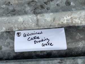 UNRESERVED Galvanised Cattle Dividing Gate - 4