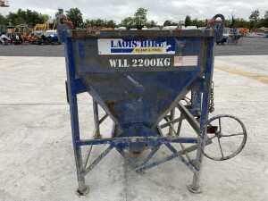 UNRESERVED 2015 DRE 3/4M Concrete Cone Skip c/w Chains - 4