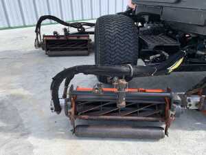 Jacobsen LF4677 Turbo 4WD Fairway Mower c/w Cab - 10