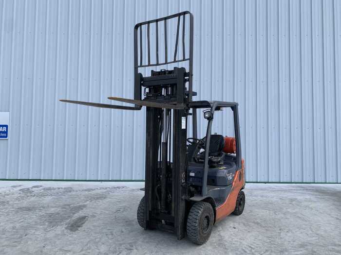 UNRESERVED 2010 Toyota 1.5T Gas Forklift