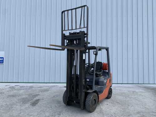 UNRESERVED 2010 Toyota 1.5T Gas Forklift
