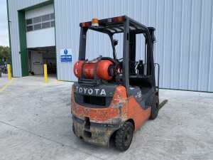 UNRESERVED 2010 Toyota 1.5T Gas Forklift - 7