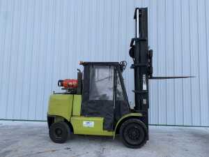 UNRESERVED 2000 Clarke CGP50 5T Gas Forklift - 3