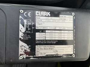 UNRESERVED 2000 Clarke CGP50 5T Gas Forklift - 16