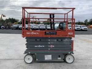 2018 Skyjack SJ4632 Electric Scissors Lift c/w Control Box - 5