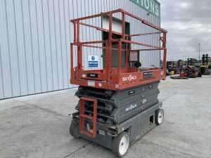 2018 Skyjack SJ4632 Electric Scissors Lift c/w Control Box - 8