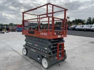 2018 Skyjack SJ4632 Electric Scissors Lift c/w Control Box - 6