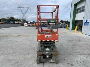 2018 Skyjack SJ3219 Electric Scissors Lift c/w Control Box - 3