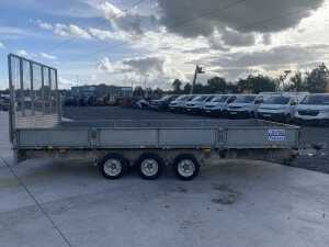 UNRESERVED Ifor Williams LM187G Tri Axle Beaver Tail Plant Trailer c/w Ramp - 6