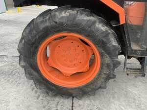 UNRESERVED Kubota L345DT 2WD Tractor c/w Front Loader & Bucket - 11