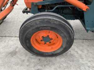 UNRESERVED Kubota L345DT 2WD Tractor c/w Front Loader & Bucket - 14