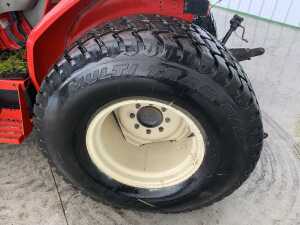 UNRESERVED 2008 Branson 4720H Compact Tractor c/w Branson BL2A Loader & Bucket - 13