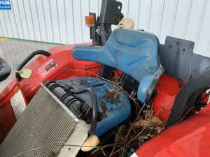 UNRESERVED 2008 Branson 4720H Compact Tractor c/w Branson BL2A Loader & Bucket - 16