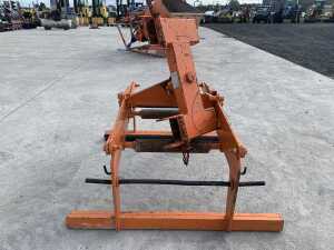 Single Block Grab c/w Forks Attachment - 7