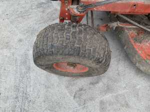 Westwood Ride On Mid Mounted Lawnmower - 12