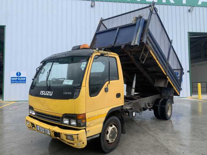 UNRESERVED 2006 Isuzu NPR Caged Tipper