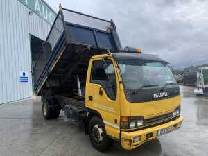 UNRESERVED 2006 Isuzu NPR Caged Tipper - 7