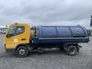 UNRESERVED 2007 Mitsubishi Fuso Canter 6C15 Refuse Truck - 2