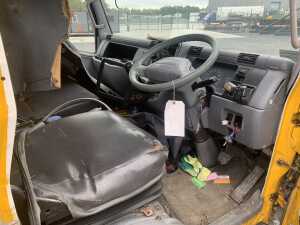 UNRESERVED 2007 Mitsubishi Fuso Canter 6C15 Refuse Truck - 8