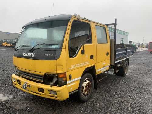 UNRESERVED 2006 Isuzu NPR70 Crew Cab