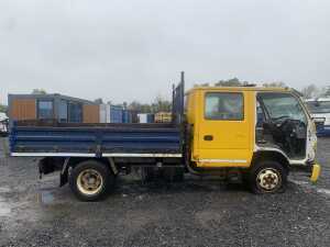 UNRESERVED 2006 Isuzu NPR70 Crew Cab - 6