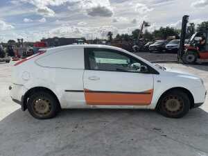 UNRESERVED 2007 Ford Focus LX 1.6 TD 90PS Van - 6