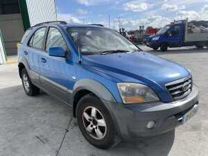 UNRESERVED 2008 Kia Sorento EX 2.5 Commercial - 7