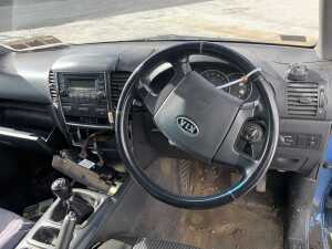 UNRESERVED 2008 Kia Sorento EX 2.5 Commercial - 8