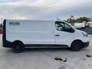 UNRESERVED 2022 Renault Trafic LL30 Blue DCI Business 130 - 6