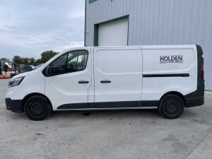 UNRESERVED 2022 Renault Trafic LL30 Blue DCI Business 130 - 2