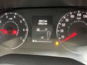 UNRESERVED 2022 Renault Trafic LL30 Blue DCI Business 130 - 10