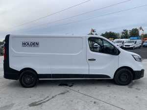 UNRESERVED 2022 Renault Trafic LL30 Blue DCI Business 130 - 6