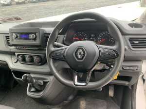UNRESERVED 2022 Renault Trafic LL30 Blue DCI Business 130 - 10