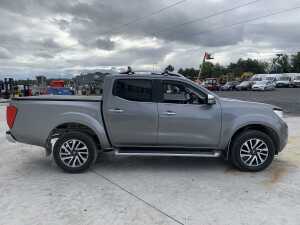 UNRESERVED 2016 Nissan Navara 2.3 Tekna DCI NP300 Crew Cab - 6