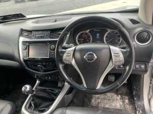 UNRESERVED 2016 Nissan Navara 2.3 Tekna DCI NP300 Crew Cab - 10
