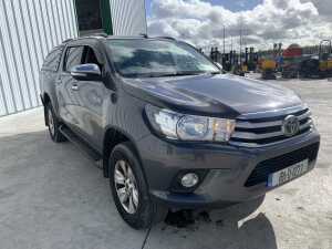 UNRESERVED 2018 Toyota Hilux Double Cab Pickup c/w Truckman Canopy - 7