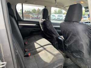 UNRESERVED 2018 Toyota Hilux Double Cab Pickup c/w Truckman Canopy - 9