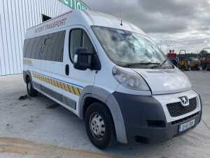 UNRESERVED 2013 Peugeot Boxer 435 L3H2 HDI Ambulance - 7