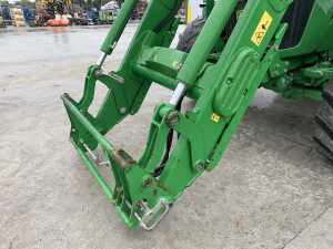 2019 John Deere 5100R 4WD Tractor c/w John Deere 603R Loader - 10