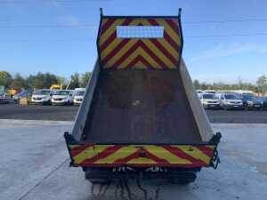 2015 Mitsubishi Canter 3C130 3.5T Crew Cab Tipper - 4